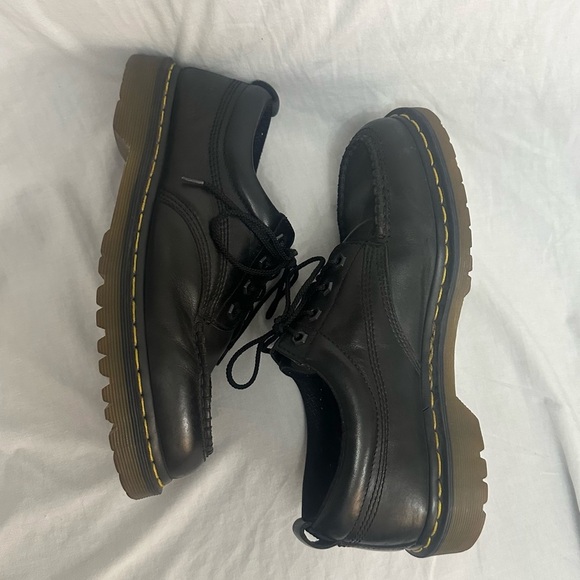 Dr Doc Marten Lowell Black Leather Shoes Unisex M9 W10 Y2K Grunge Goth 90s Retro - Picture 4 of 9